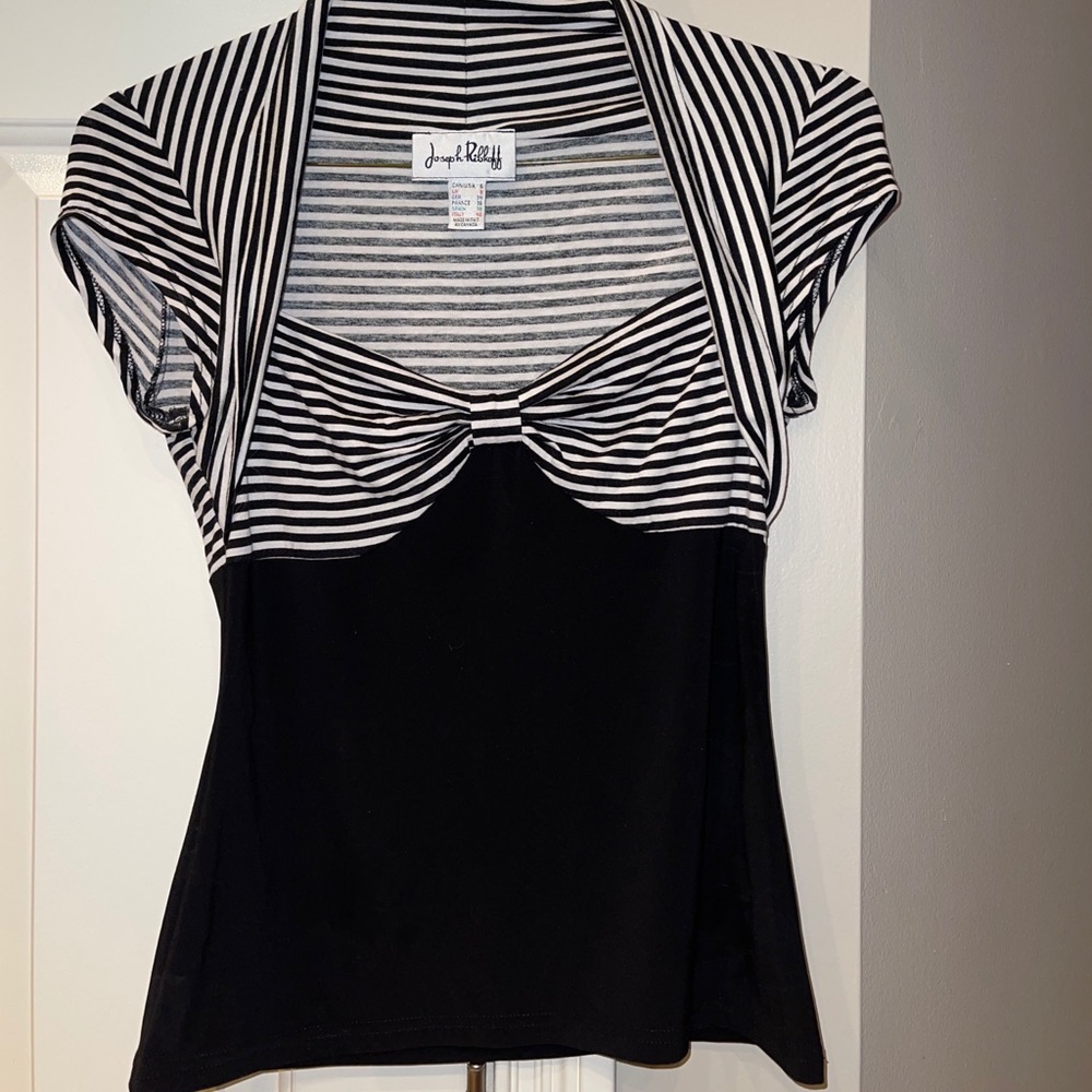 Joseph Ribkoff black and white top  and Capri pant size 6